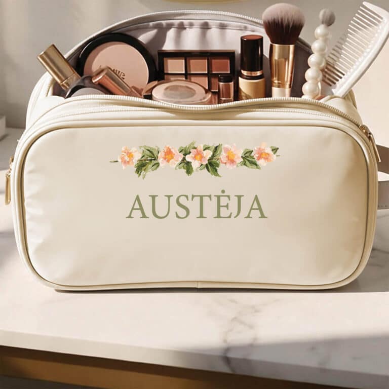 Personalizuota moteriška kosmetinė su vardu